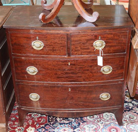 A bow front mahogany chest of drawers, width 84cm, depth 47.5cm, height 86cm